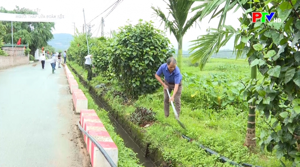 Người thắp lửa đoàn kết