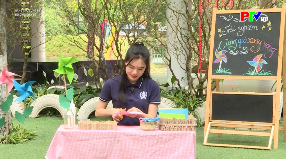 Dành cho thiếu nhi - Sáng tạo cùng bé: Đồ chơi cho bé Dành cho thiếu nhi - Sáng tạo cùng bé: Đồ chơi cho bé