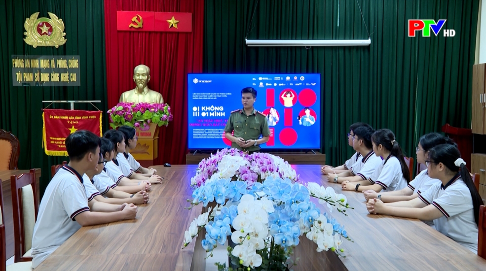 Dành cho thiếu nhi: Kỹ năng sống: Phòng, chống “Bắt cóc online” Dành cho thiếu nhi: Kỹ năng sống: Phòng, chống “Bắt cóc online”