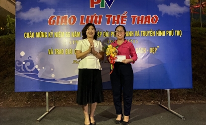 Đài Phát thanh và Truyền hình Phú Thọ trao giải cuộc thi "Góc làm việc xanh - sạch - đẹp" năm 2021