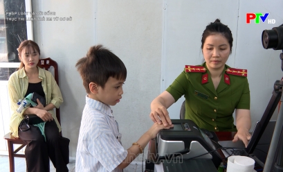 Pháp luật và đời sống - Thực thi luật trẻ em từ cơ sở Pháp luật và đời sống - Thực thi luật trẻ em từ cơ sở
