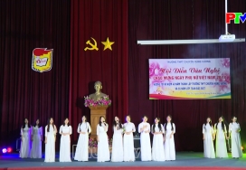 Hội diễn văn nghệ trường THPT Chuyên Hùng Vương