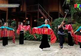 Phu Tho Culture Express - The beauty Thai traiditinal costume