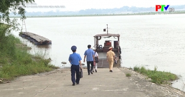 An toàn bến đò ngang dân sinh mùa mưa bão