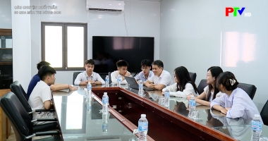 Câu chuyện cuối tuần - Đi qua mùa thi cùng con