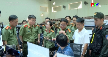 Chân dung cuộc sống - Tự hào nữ chiến sỹ Công an nhân dân