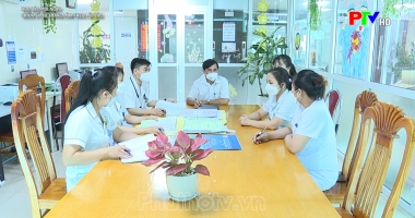 Chiến sỹ áo trắng làm theo lời Bác