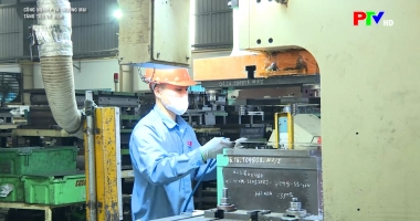 Công nghiệp và thương mại - Tăng tốc về đích