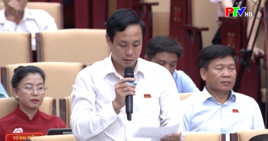 Đại biểu dân cử và cử tri ngày 25-7-2023