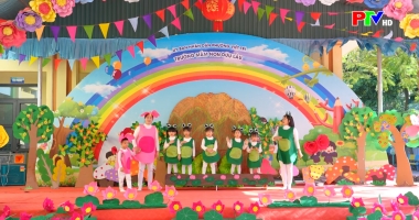 Dành cho thiếu nhi - Hoạt cảnh: Voi con đi học