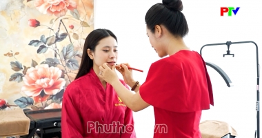 Đẹp cùng PTV - Môi xinh