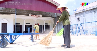 Đồng bào dân tộc xây dựng nông thôn mới