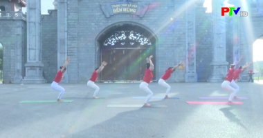 Đồng diễn chào mừng ngày Quốc tế Yoga lần thứ 8 năm 2022