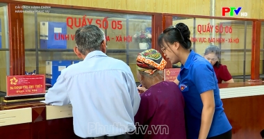 Hành chính phục vụ