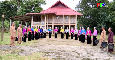 Người cao tuổi - Trao truyền hồn quê