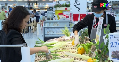 Người Việt Nam ưu tiên dùng hàng Việt Nam ngày 14-8-2025