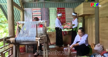 Phu Tho Culture Express - Keeping the weaving tradition alive