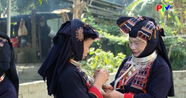 Phu Tho Culture Express - Preserving the beauty of Dao Quan Chet traditional attire