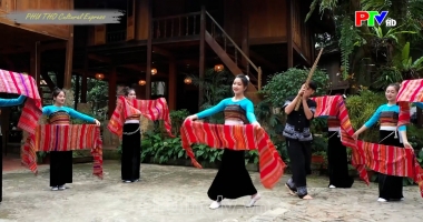 Phu Tho Culture Express - The beauty Thai traditional costume
