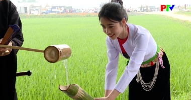 Phu Tho Culture Express - Unique Truong Kha temple festival of the Muong people of Lac Son