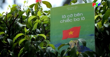 Sách hay - Lá cờ bên chiếc ba lô