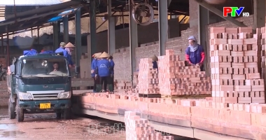 Tài chính kinh doanh ngày 30-04-2026