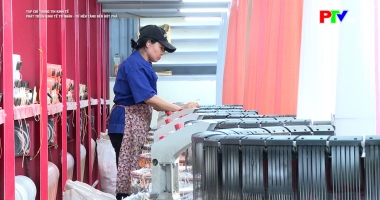 Tạp chí thông tin kinh tế - Phát triển kinh tế tư nhân - Từ nền tảng đến đột phá