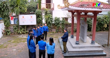 Thanh niên sống đẹp