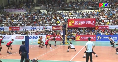 Sôi động giải bóng chuyền Cup Hùng Vương 2021