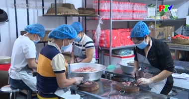 Thi đua yêu nước - Mở lối đưa bản làng vươn xa