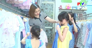Thị trường tiêu dùng ngày 23-8-2019