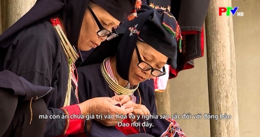 Tiếng Mường - Họa tiết thổ cẩm người Dao