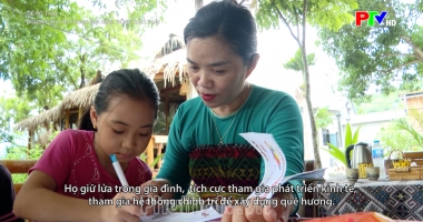Tiếng Thái - Người giữ lửa trong gia đình đồng bào Thái
