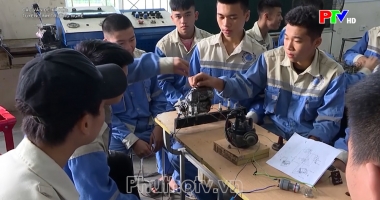 Tuyển sinh trường nghề