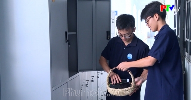 Tiêu điểm - Quản lý điện thoại trong trường học