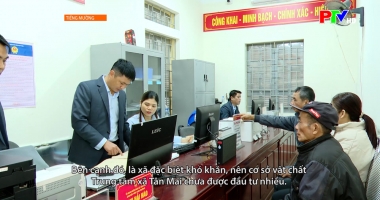 Tiếng Mường: Khó khăn trong đẩy nhanh giải quyết TTHC cho người dân