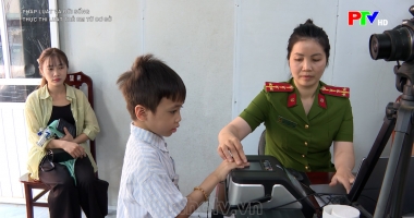 Pháp luật và đời sống - Thực thi luật trẻ em từ cơ sở
