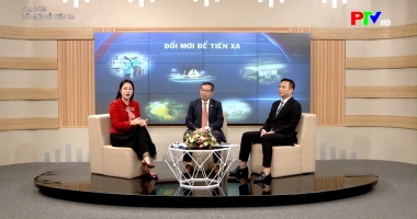 Tọa đàm - Đổi mới để tiến xa