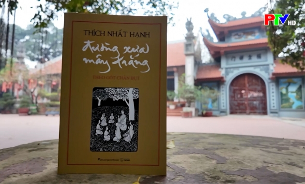 Sách hay - Đường xưa mây trắng