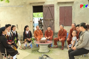 Phóng sự: Người có uy tín - Giữ vững trận địa lòng dân Phóng sự: Người có uy tín - Giữ vững trận địa lòng dân