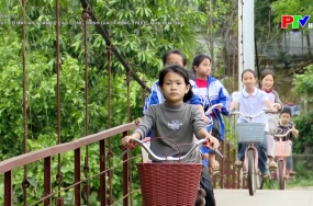 Phóng sự: Nguy cơ mất an toàn từ các công trình giao thông trong mùa mưa bão Phóng sự: Nguy cơ mất an toàn từ các công trình giao thông trong mùa mưa bão