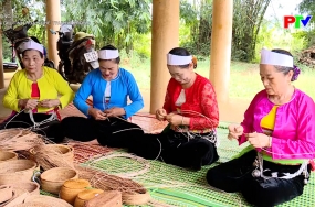 Gìn giữ tinh hoa nghề truyền thống Gìn giữ tinh hoa nghề truyền thống